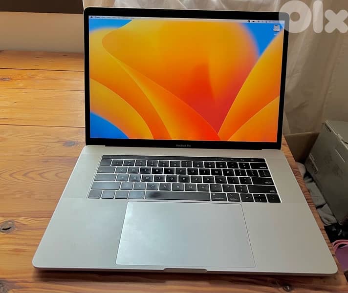 bacbook pro 2018 3