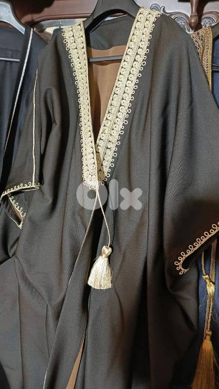 عبايات ، رجالي و نسائي 1