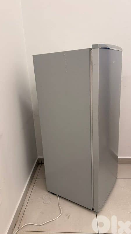 Used refrigerator medium size 1