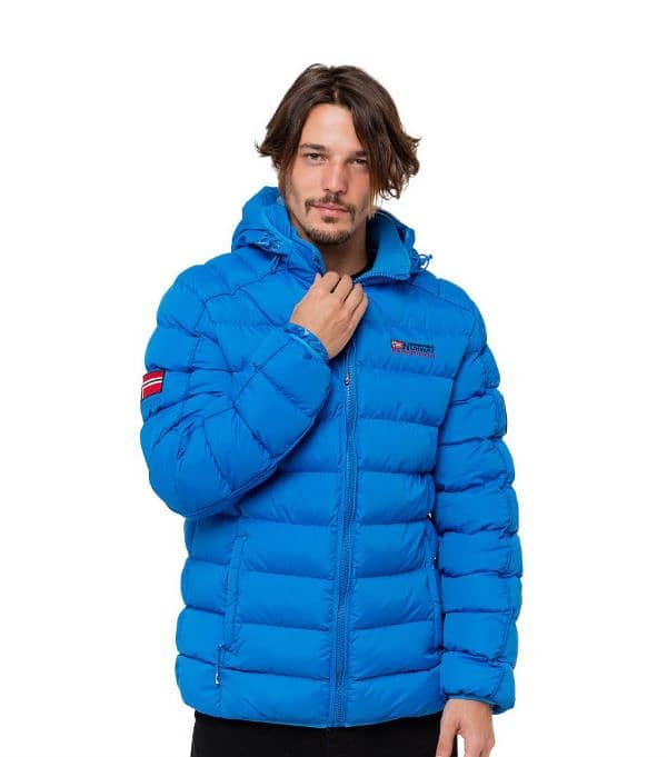 Ski / Snowboard Jackets (check the seller ads for detailed prices) 11