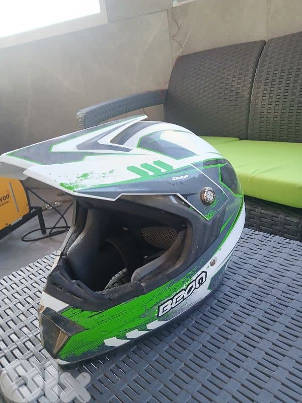 Helmet Motorcycle - Beon 1