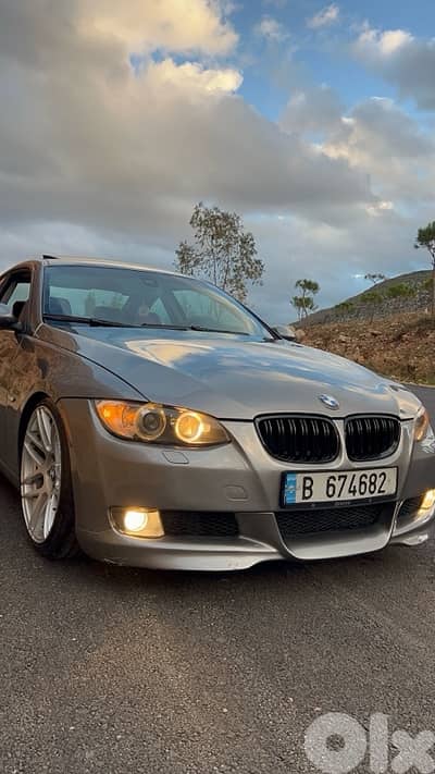 BMW 3-Series 2009