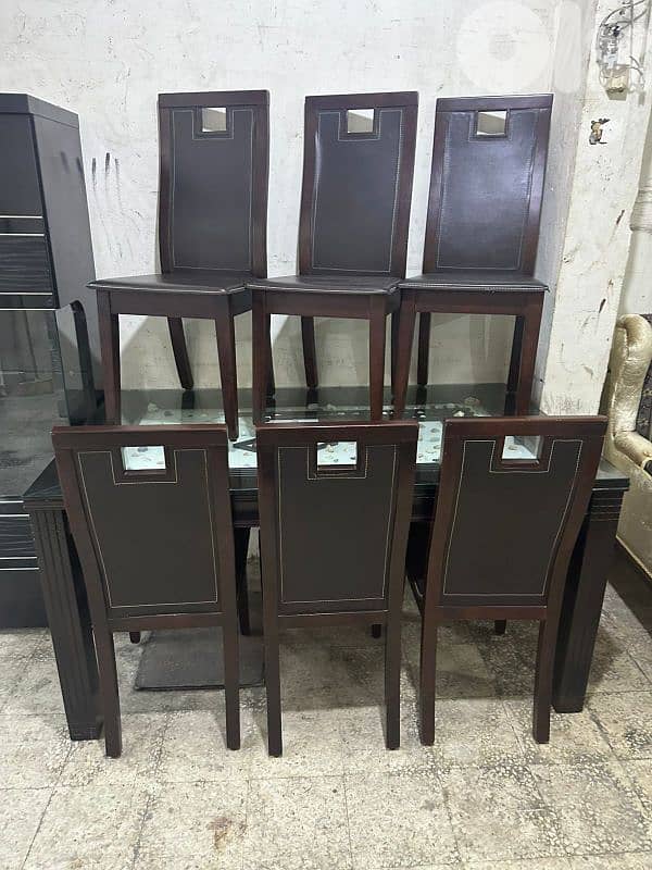 اوضة سفرة شغل توصاية كتير نظيفة ومرتبة ست كراسي 1