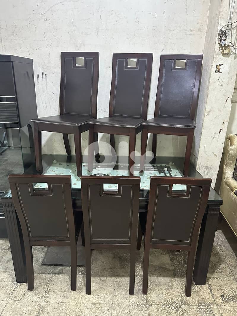 اوضة سفرة شغل توصاية كتير نظيفة ومرتبة ست كراسي 2