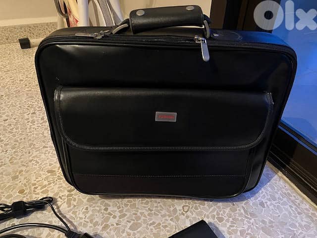 TOSHIBA Laptop M70 2