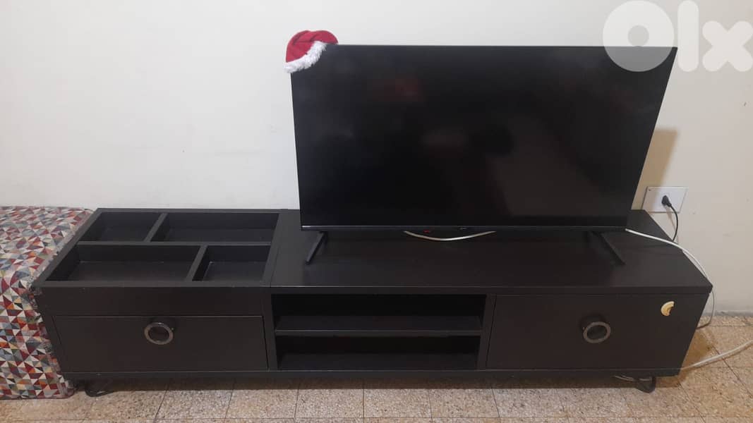 طاولات مستعمله 1