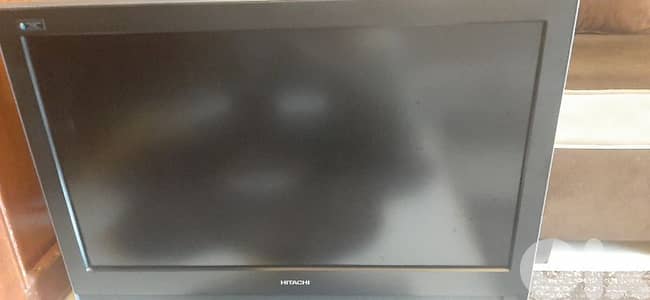 شاشه LCD هيتاشي  ٣٢  . خلده