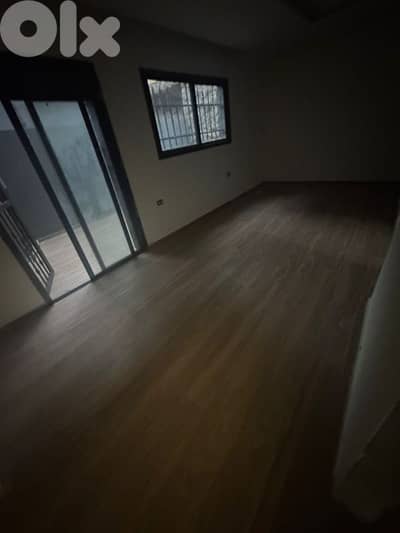 apartment For sale in baabdat شقة للبيع في بعبدات