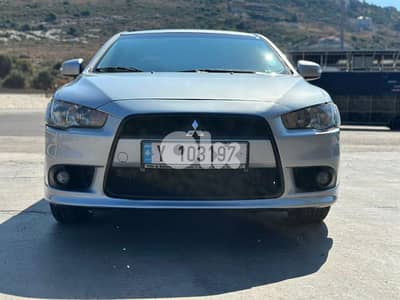 ميتسوبيشي لانسر 2015