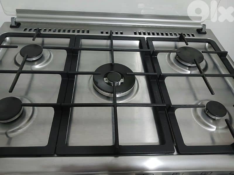 فرن غاز ايطالي مستعمل مرة واحدة 2