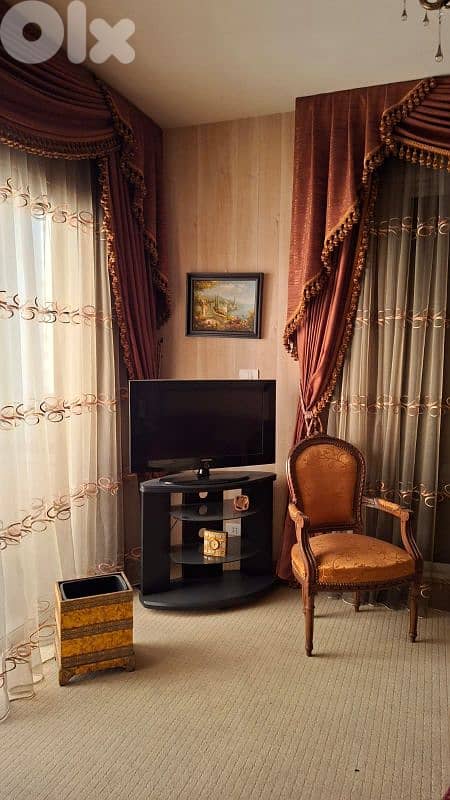 3 bedrooms for sale للبيع ثلاث غرف نوم ذات جودة ممكن بيع كل صنف لوحده 3