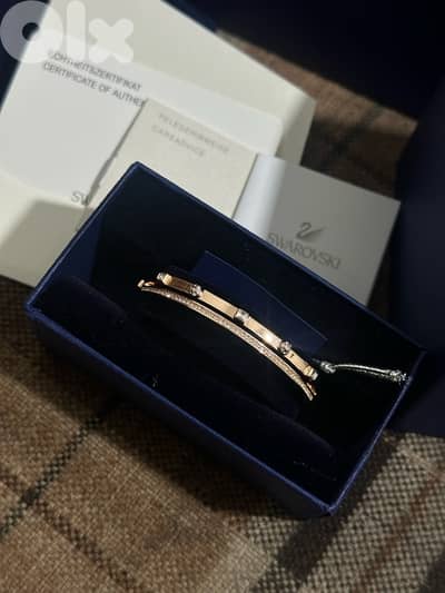 Swarovski rose gold bangle