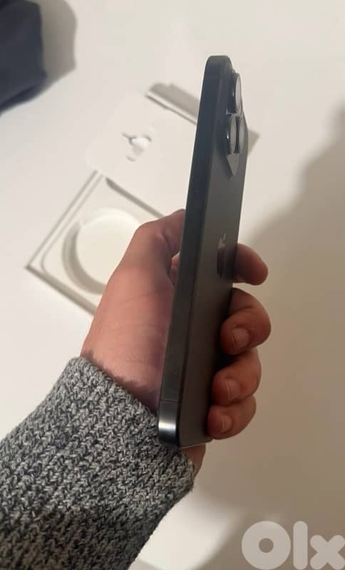 iphone 15 pro max 256gb black titanium 5