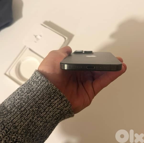 iphone 15 pro max 256gb black titanium 8