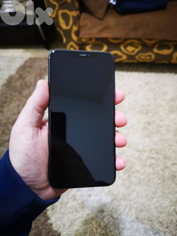 I Phone 11 Pro Max ( 256 GB Memory) used like New 5