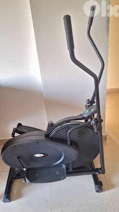 New Elliptical Cardio Master b 50 $