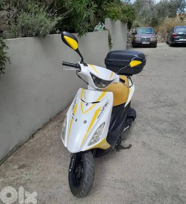 دراجة نارية للبيع موديل V-150 شبه جديدة 2