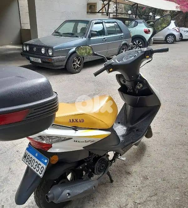 دراجة نارية للبيع موديل V-150 شبه جديدة 3