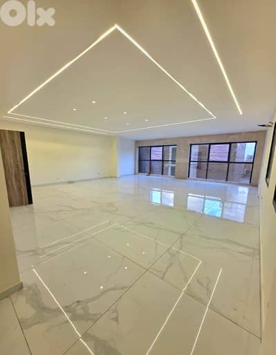 مكتب فخم للبيع في ذوق مصبح Decorated apartment for sale in Zouk Mosbeh