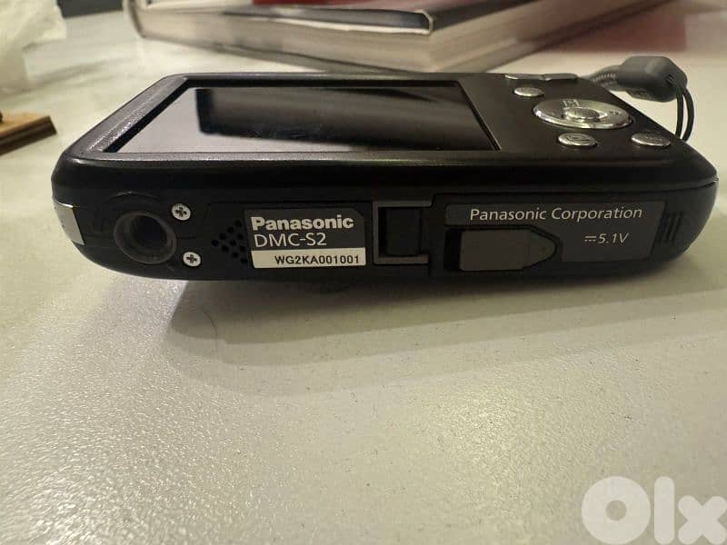 Lumix Panasonic DMC-S2 compact digital camera, very clean 7