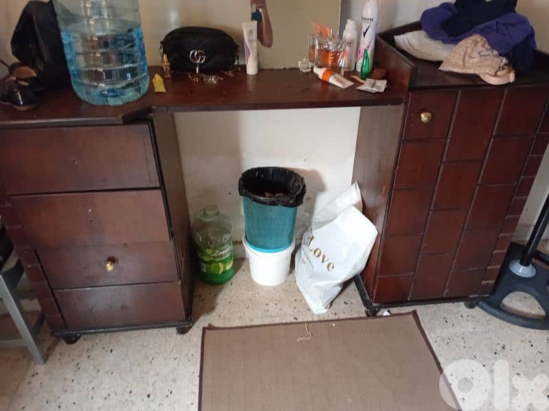 للبيع خزانة 1