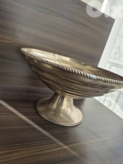 Vintage silver mirror and fruit bowl