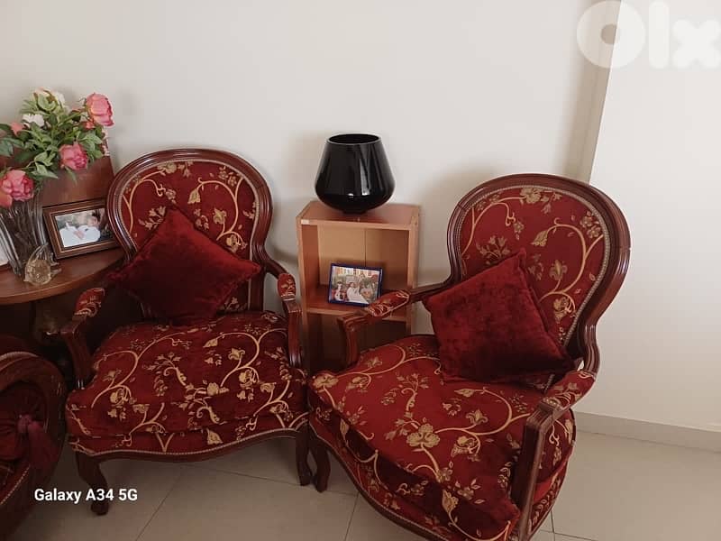 Classic Living Room Set 4