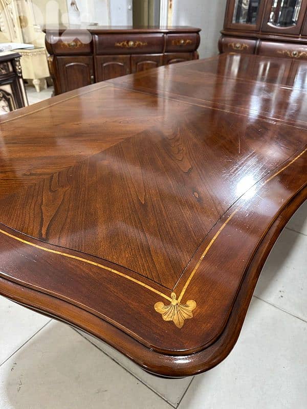 اوضة سفرة ملبسة قشرة نسيف شغل برا 10 كراسي كبيرة 9