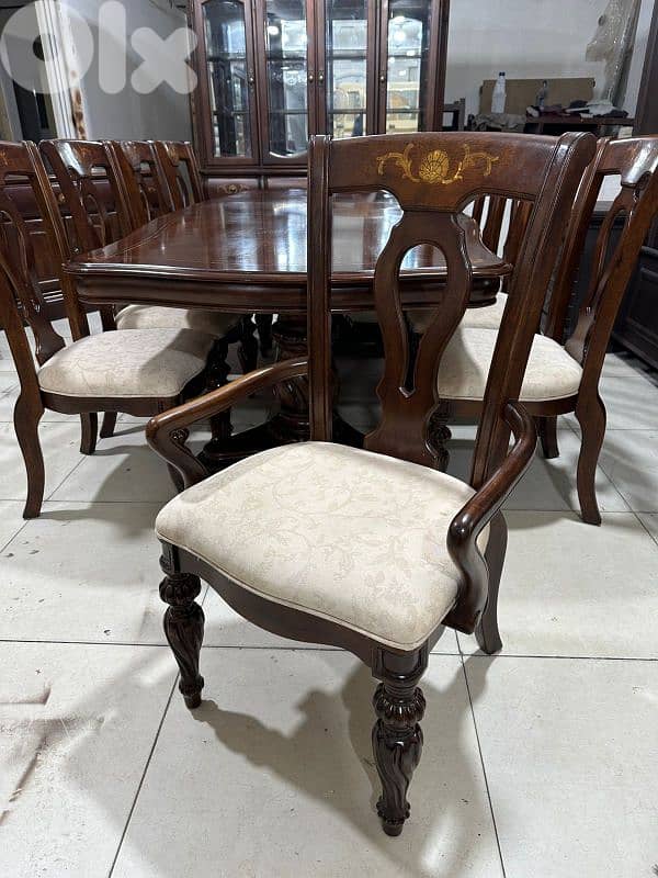 اوضة سفرة ملبسة قشرة نسيف شغل برا 10 كراسي كبيرة 13