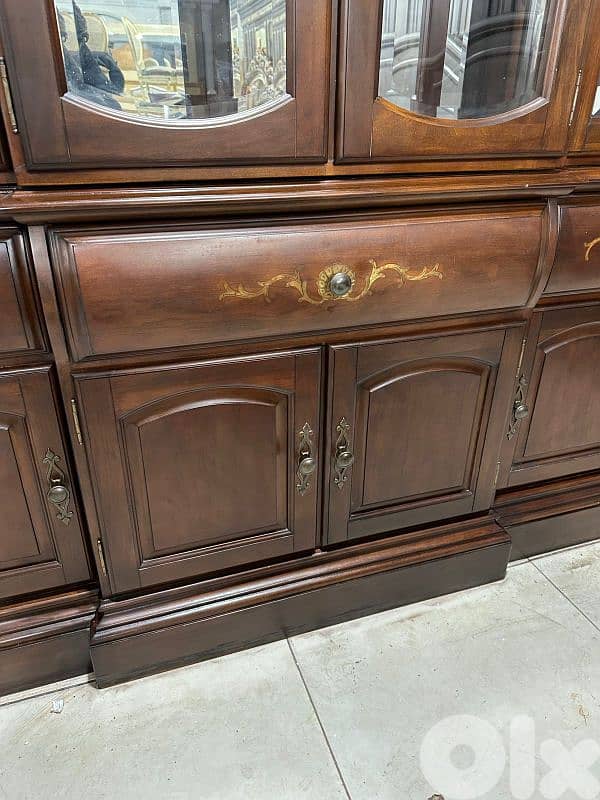 اوضة سفرة ملبسة قشرة نسيف شغل برا 10 كراسي كبيرة 15