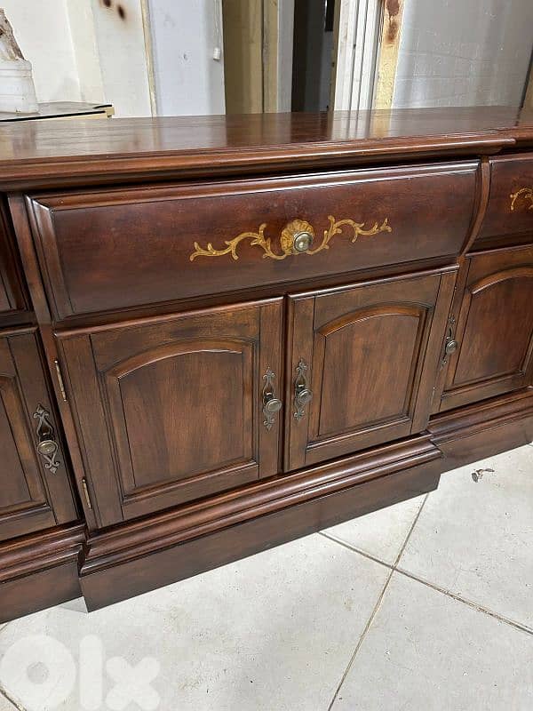 اوضة سفرة ملبسة قشرة نسيف شغل برا 10 كراسي كبيرة 17