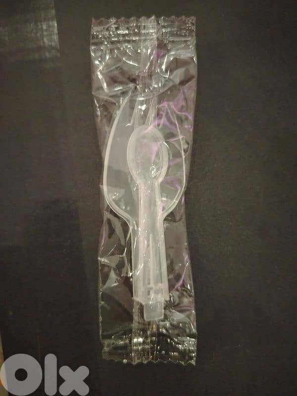 Can sealing machine 8