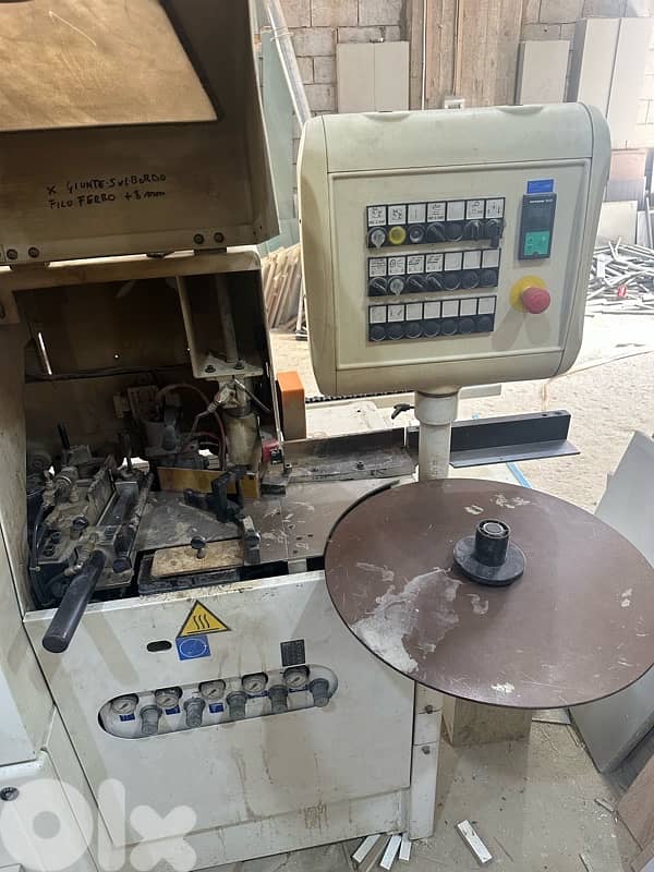 مكنة تقشيط pvc bonding 3