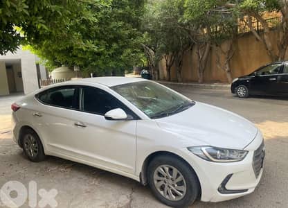 Hyundai Elantra 2019