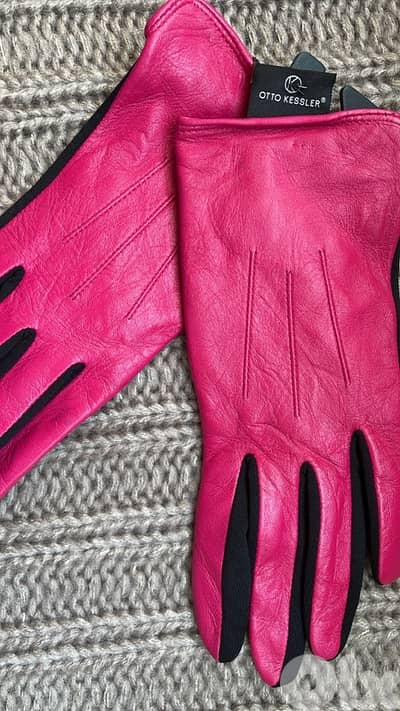 New in tag genuine leather gloves