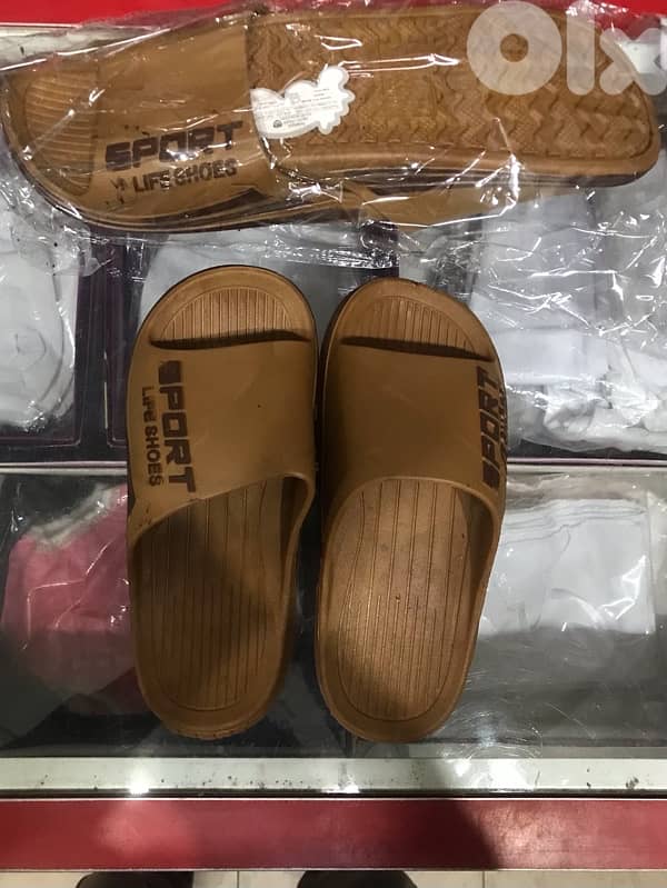 ايا مشايي ب ٤$ جودة عالية فقط داخل المحل ودلفري +300L. L 10