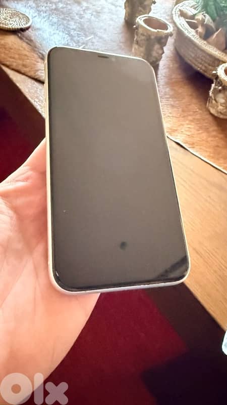 iphone 11 white 1
