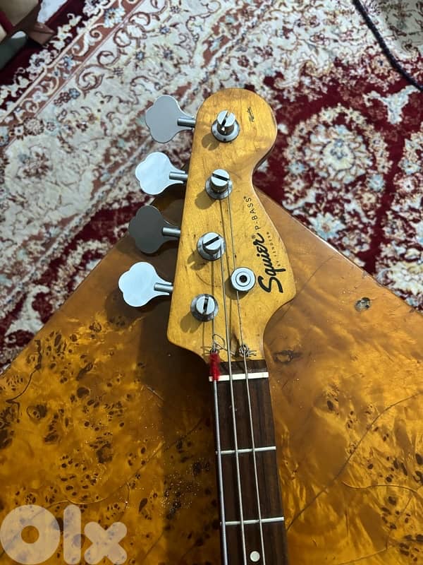 squier bass guitar 2