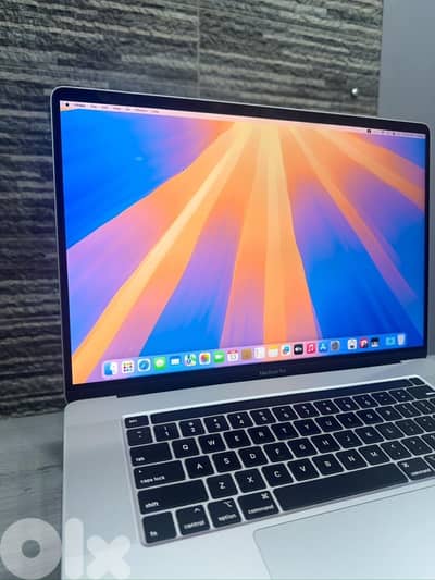 macbook pro 16 inch