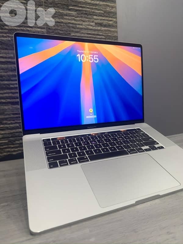 macbook pro 16 inch 4