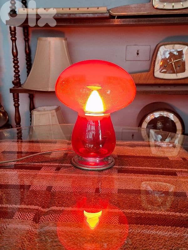 vintage mushroom shaped glass lamp 2