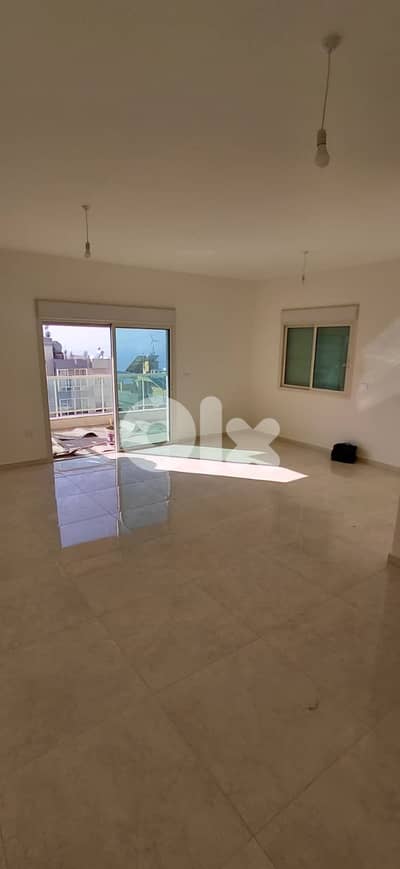Apartment For Sale In Blat - شقة للبيع في بلاط