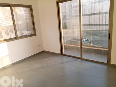 Brand New Office For Rent In Jdeideh مكتب للاجار في جديدة