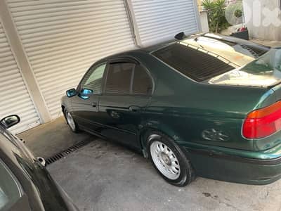 بي ام دبليو الفئة 1 1996