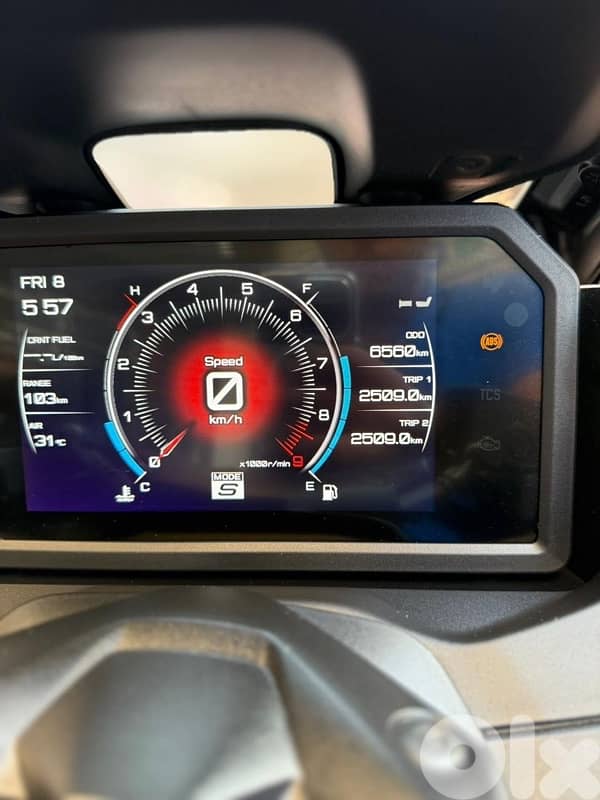 tmax 560 sll aftermarket sport parts added 1