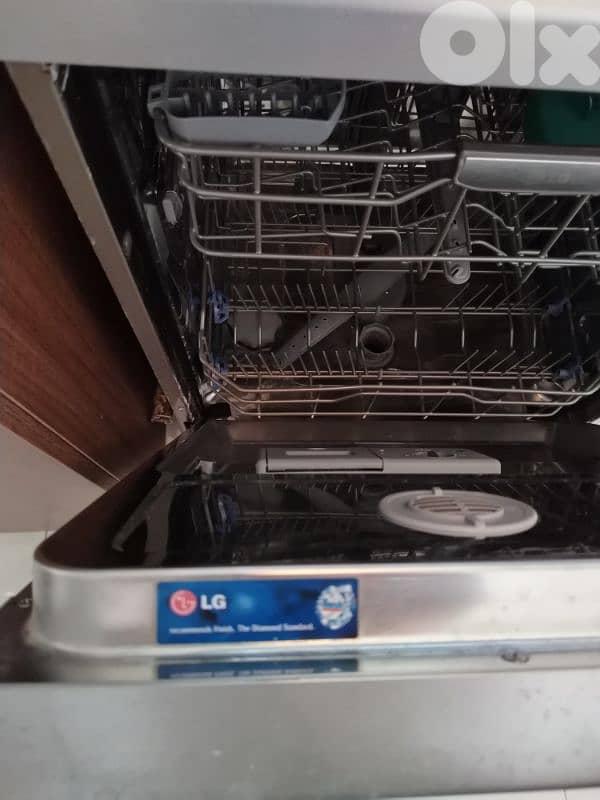 LG dishwasher  direct drive 14 2
