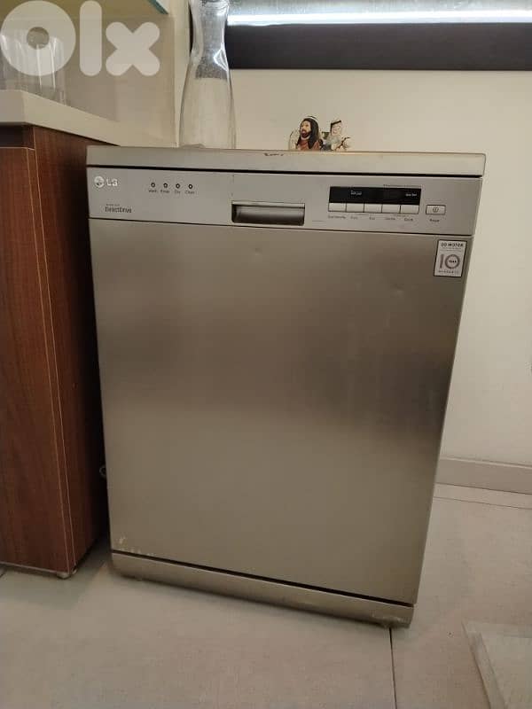 LG dishwasher  direct drive 14 4
