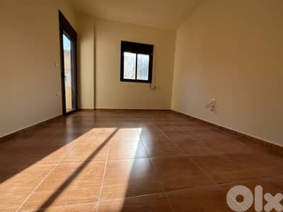 Brand New 3 bedroom apartment - calm neighborhood- New Bldg