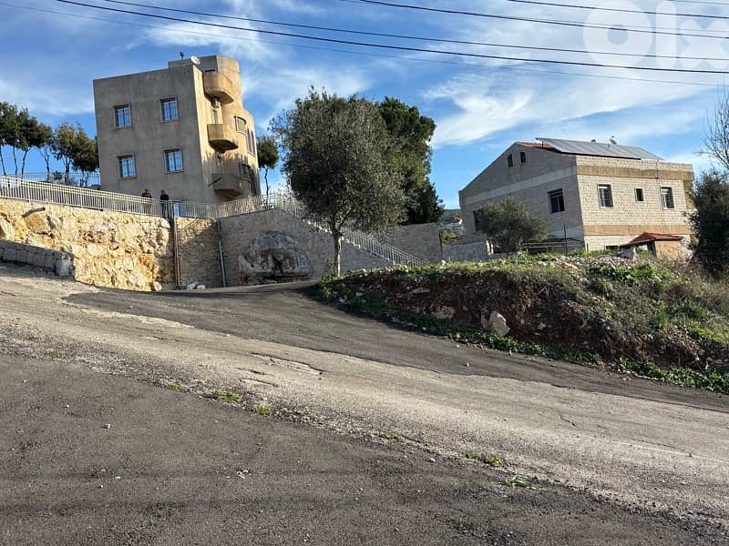 Land for sale 1240 m2 Ajaltoun  للبيع ارض ١٢٤٠ م٢ عجلتون 5