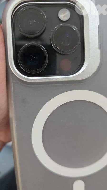 iphone 15 pro max like new no scratch 1